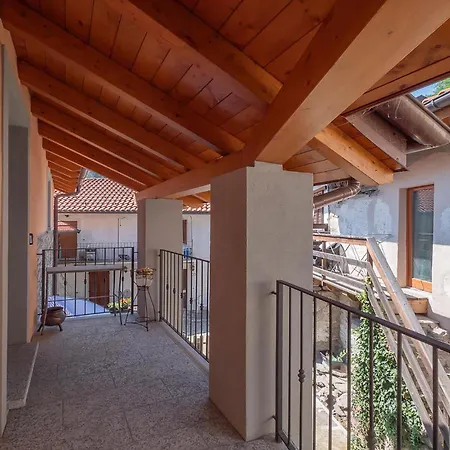 2 Bedroom In Albagnano Di Bee