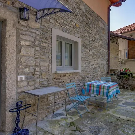 Holiday home Cozy In Albagnano Di With Kitchenette