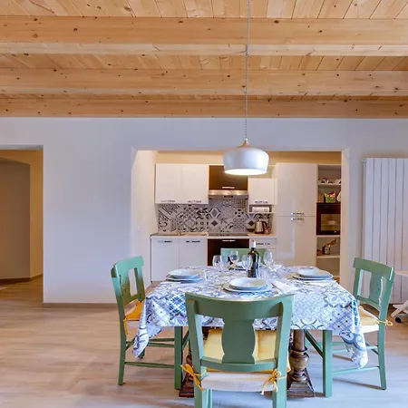 Cozy In Albagnano Di With Kitchenette Bee