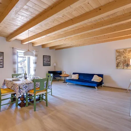 Holiday home Cozy In Albagnano Di With Kitchenette *