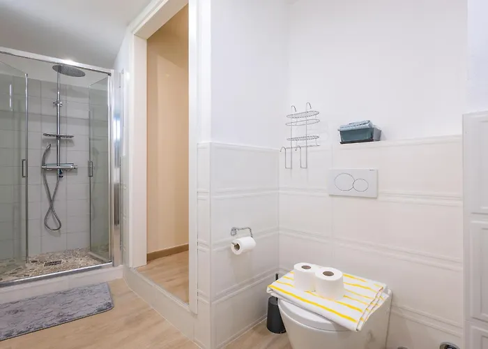 펜션 2 Bedroom In Albagnano Di