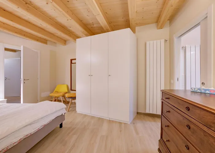 2 Bedroom In Albagnano Di