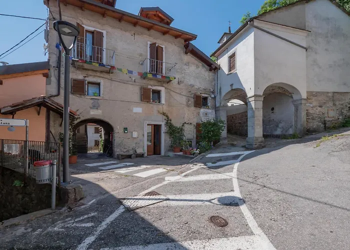 2 Bedroom In Albagnano Di